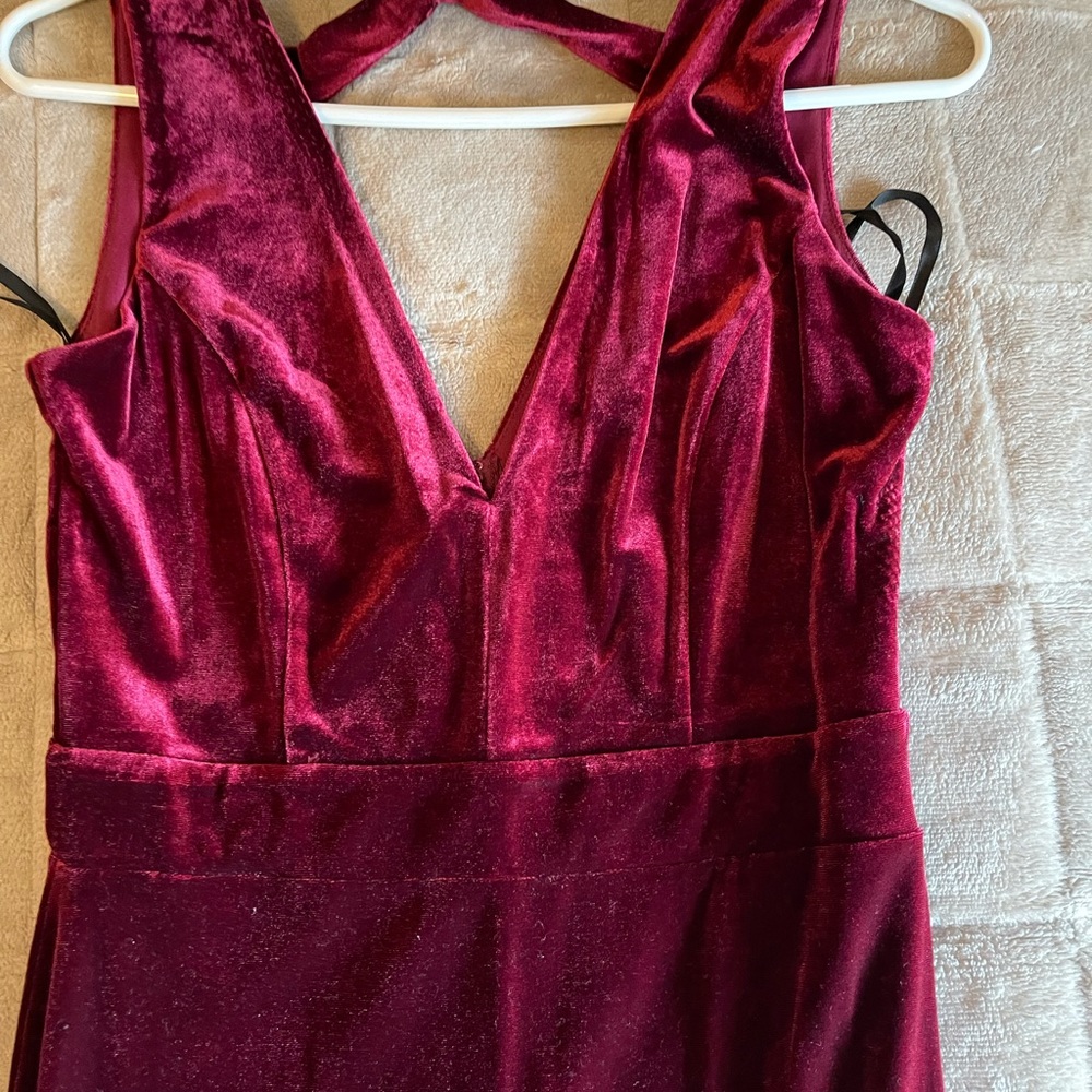 Windsor - Burgundy Formal Dress